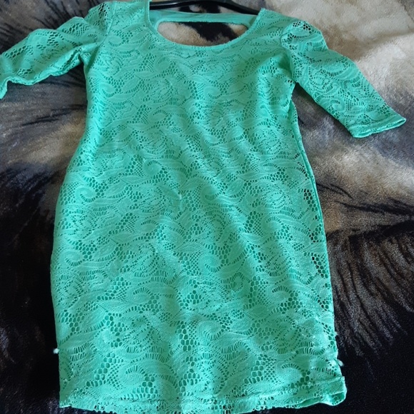 Dress - Picture 2 of 2